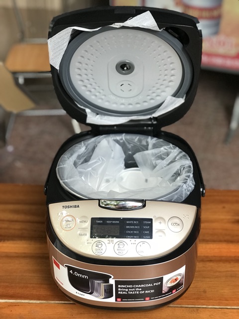 Nồi cơm điện tử Toshiba RC-18DR1NMY | BigBuy360 - bigbuy360.vn