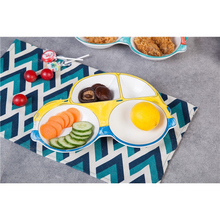 Khay ăn dặm hình oto cho bé 4 ngăn, bát ăn dặm bằng nhựa tiện lợi hình oto đáng yêu