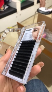 Lông mi fan sẵn lông rái cá