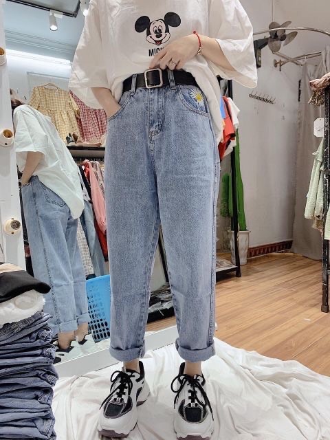 quần bò Baggy hoa cúc hot trend
