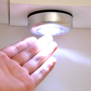 Sale 69% đèn không dây gắn tủ cảm ứng chạm sử dụng pin, silver giá gốc 24000đ- 18f47-9