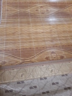 Chiếu trúc tăm in hoa lót lụa
