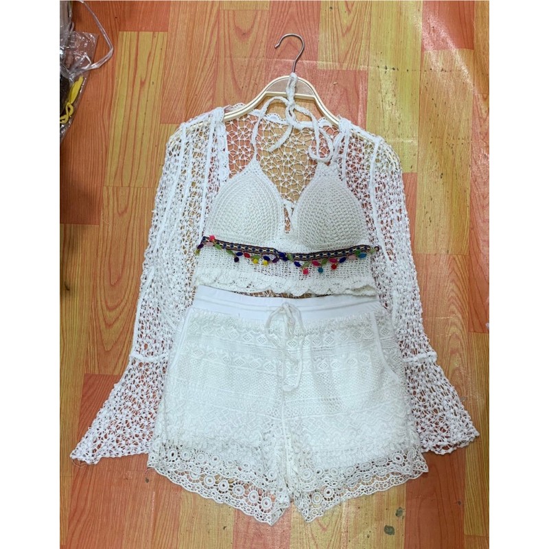 set biển - set 3 món - bra sóng mix ngọc + quần ren hoạ tiết đồng xu + choàng ren hạt gạo tay loe (có tách rời)