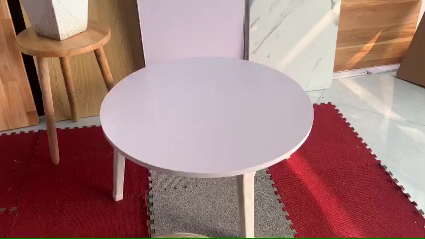 Bàn tròn chân nhựa nhiều màu siêu đẹp | BigBuy360 - bigbuy360.vn