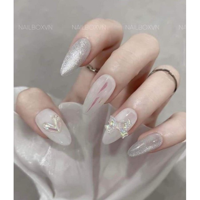 móng giả_nail box móng thiết kế mắt mèo đính nơ và tim trong suốt
