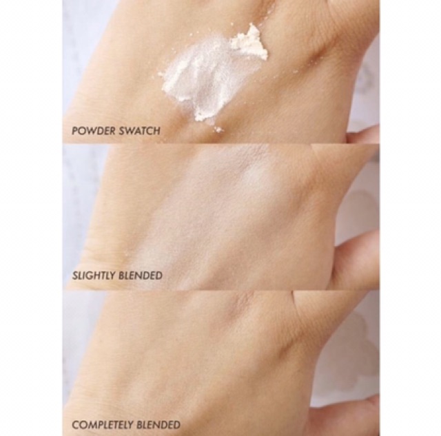 Phấn phủ không màu LAURA MERCIER TRANSLUCENT LOOSE POWDER | BigBuy360 - bigbuy360.vn