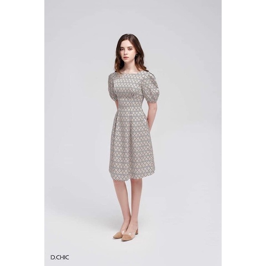 Thanh lý váy DChic mặc 1 lần size S
