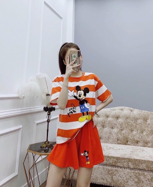 Sét bộ mickey kẻ quần giả váy