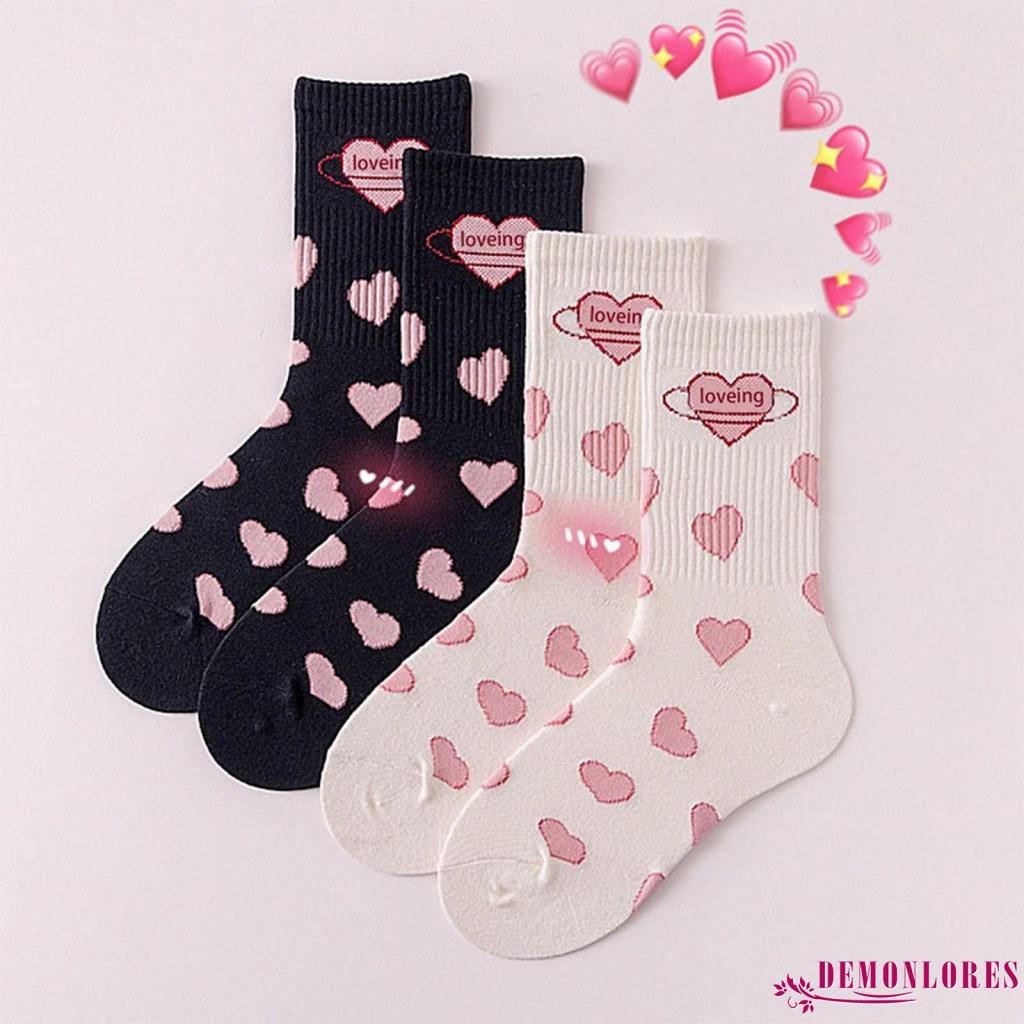 Đôi vớ da in hình trái tim dễ thương dành cho nữ