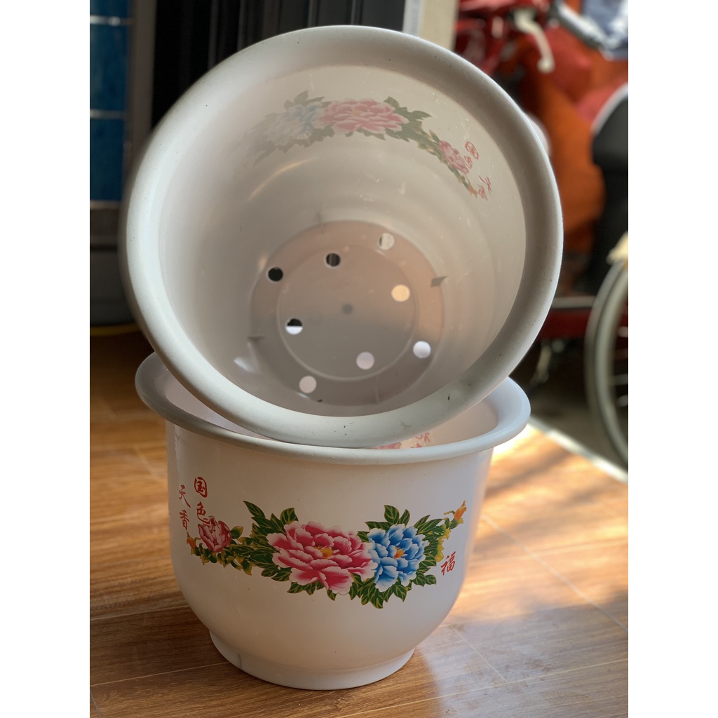 5 CHẬU NHỰA MÃ HOA MẪU ĐƠN TRẮNG #H450 (BẠT PHỦ ĐẤT CHỐNG CỎ ,KÍCH RỄ MẦM CÂY XANH LÁ...)