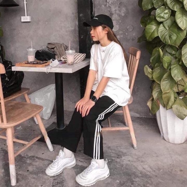 SET ÁO THUN TRƠN + QUẦN 3 SỌC