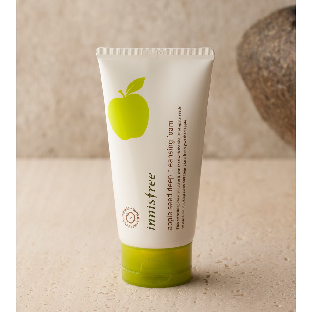 Sửa rửa mặt Innisfree apple juicy deep cleansing foam