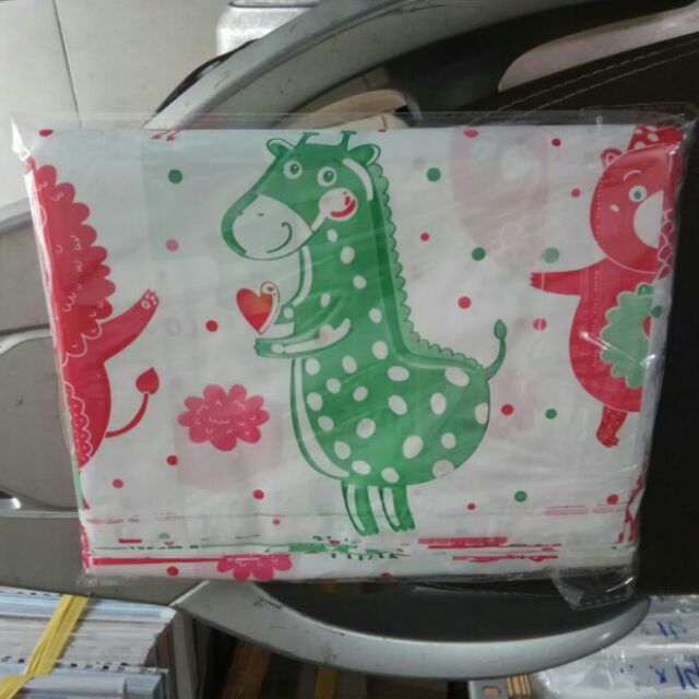 Bao xốp đựng hàng 1xấp 1 kg . 26 x37