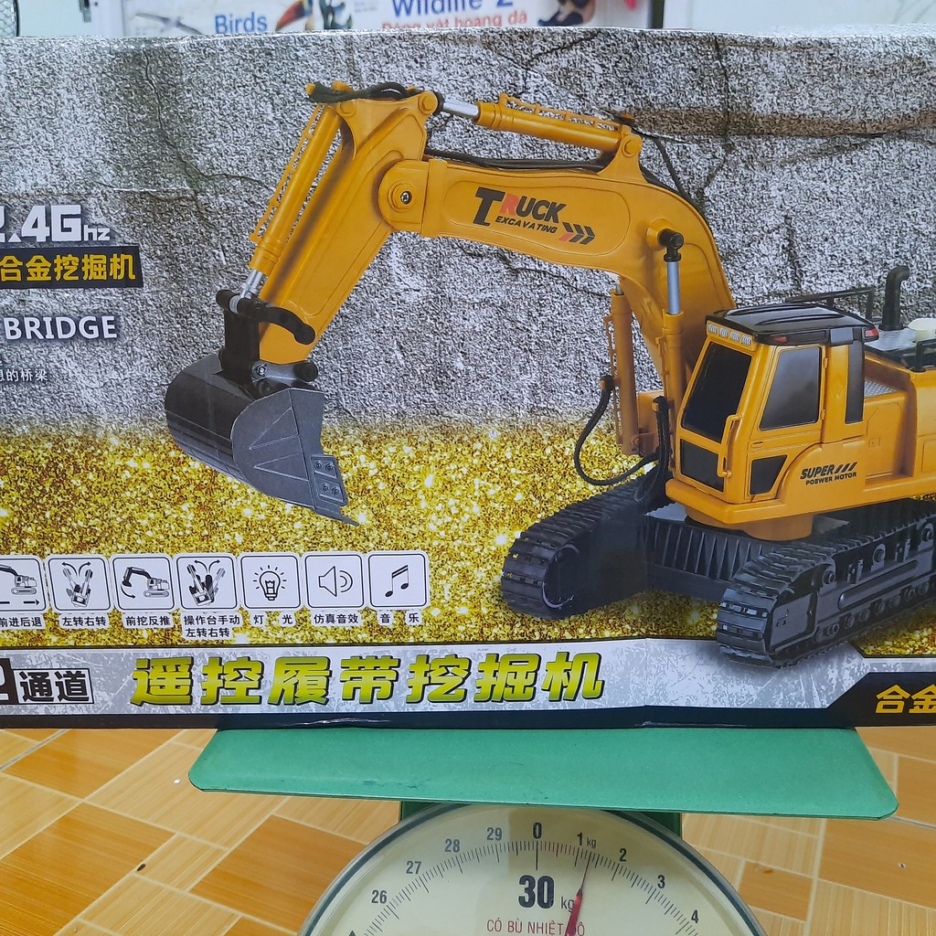 Đồ chơi điều khiển từ xa xe cẩu xúc cỡ lớn mô hình tỉ lệ 1:24 xe có âm thanh và đèn đồ chơi trẻ em