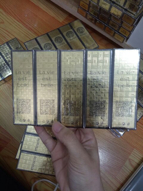 😊 Tinh dầu nước hoa Pháp dạng lăn 12 ml | BigBuy360 - bigbuy360.vn