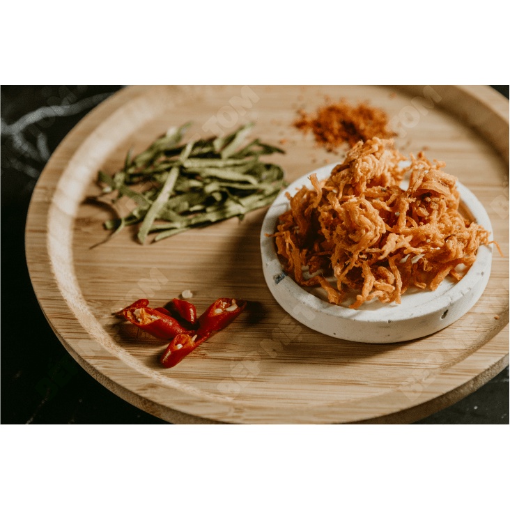 Đồ Ăn Vặt Khô Gà Lá Chanh 300g Bếp Mẹ Tom | BigBuy360 - bigbuy360.vn