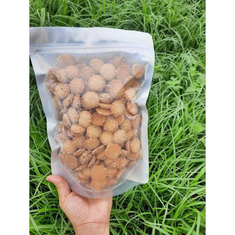 Bánh trứng nhện mè trọng lượng tịnh 500g.