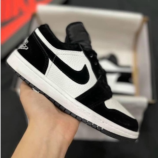 Giày thể thao Jordan 1 đen trắng cổ thấp, Giày JD low panda nam nữ Full Box Bill