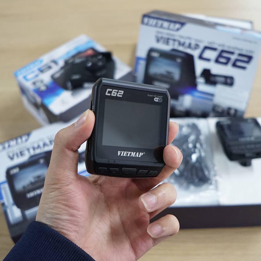 Camera hành trình Vietmap C62 Ghi hình Ultra HD 2K - Quay 2 Mắt Trước & Sau - Dẫn Đường - Camera Sau Kiêm Lùi.