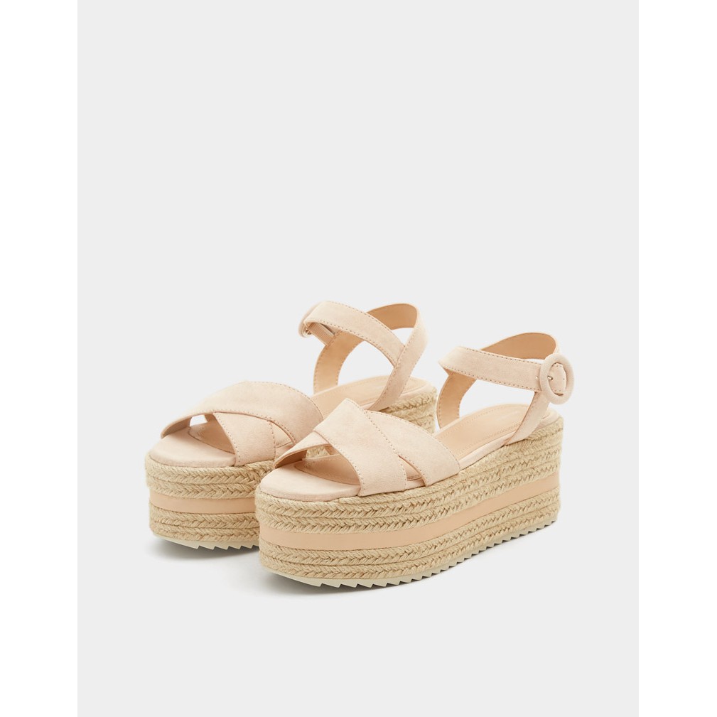 Sandal pull & bear