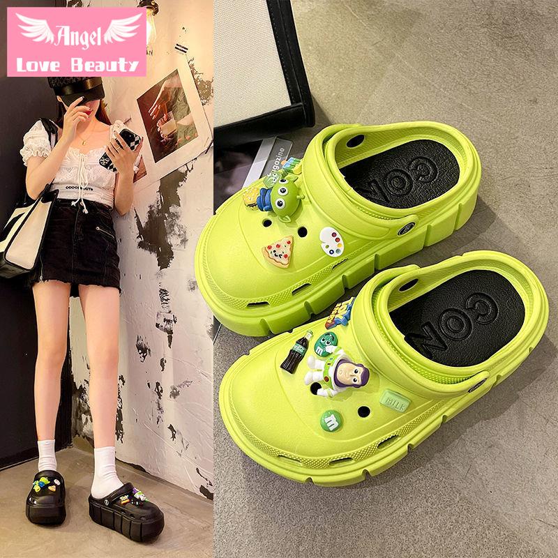 [Hàng Mới Bán Chạy]~Giày Sandal Đế Dày Đục Lỗ Kiểu Hoạt Hình Buzz Lightyear Dễ Thương Dễ Phối Đồ Đi Biển Cho Nữ