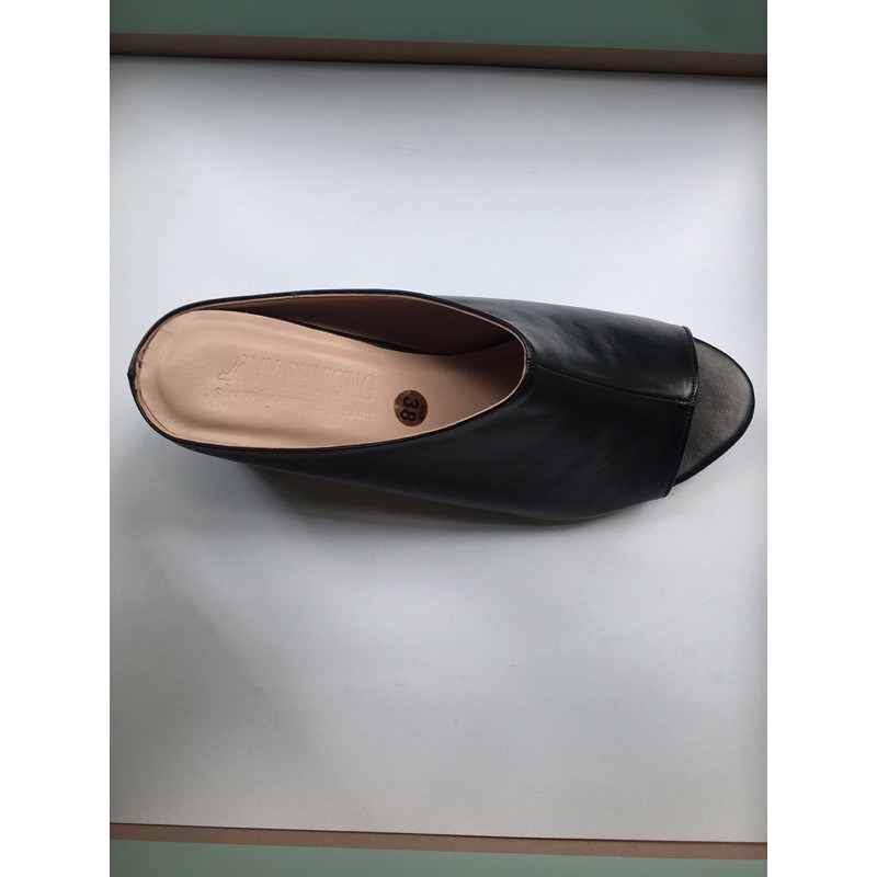 Giày sục hở mũi đẹp