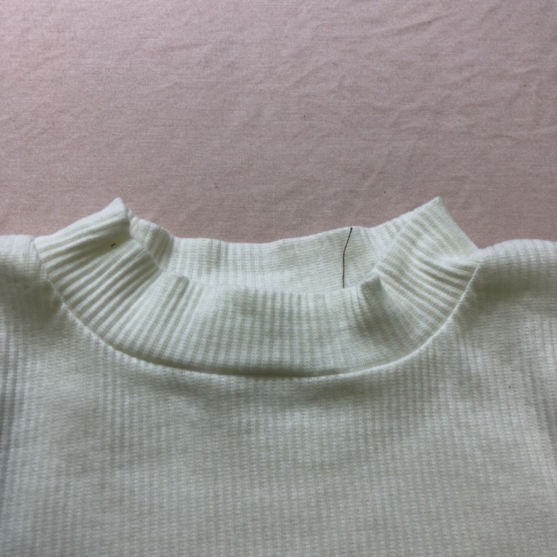 Áo Thun Nữ Urbanity UB Cổ Lọ Sát Nách Trắng / Rêu / Vàng Cotton Gân Rip Cắt Nhãn Size