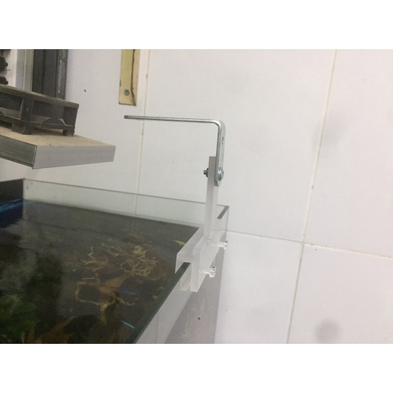 Chân đèn  chân kẹp chế đèn