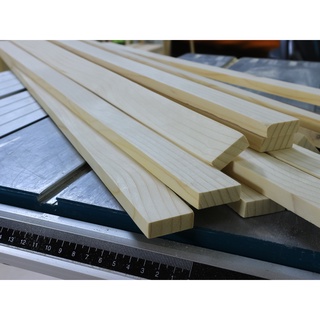 Thanh gỗ thông nan gỗ thông nhập khẩu đã được làm mịn