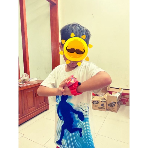 Đồng hồ chiếu hình 3D