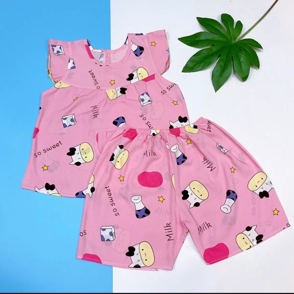 Combo 3 bộ đồ bộ tôn lanh cho bé gái từ 6-26kg, hoa văn ngẫu nhiên.