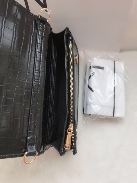 Túi Lyn mini  𝐦𝐚̂̃𝐮 𝐦𝐨̛́𝐢