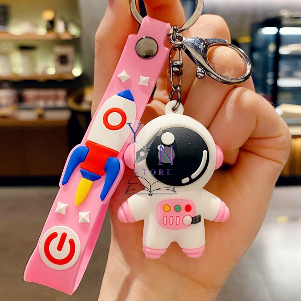 Móc Khóa Phi Hành Gia Epoxy Dễ Thương