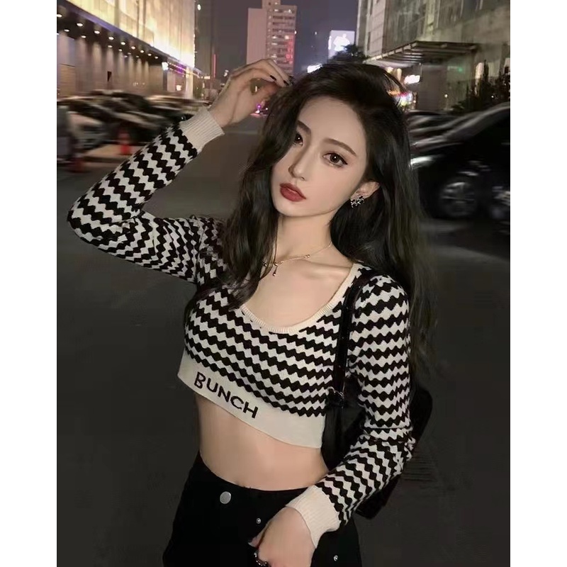 Áo Croptop Dệt Kim Tay Dài Dáng Ôm Phong Cách Hàn Quốc Mới