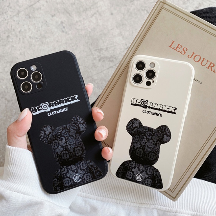Ốp lưng iPhone TPU dẻo hình Bearbrick iPhone 6 đến 14 Pro Max