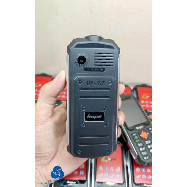 Điện thoại 4 sim Hope K31 loa to,pin siêu khủng 15.000 mah kèm chức năng thay đổi giọng nói, ghi âm cuộc gọi