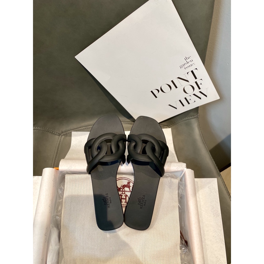 Dép Hermes Đen Mũi Heo Đơn Giản Thời Trang Cổ Điển