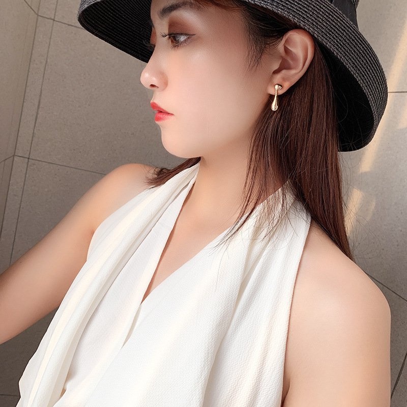 Bông tai hình trù tượng bất đối xứng phá cách cá tính hiện đại Mely H100