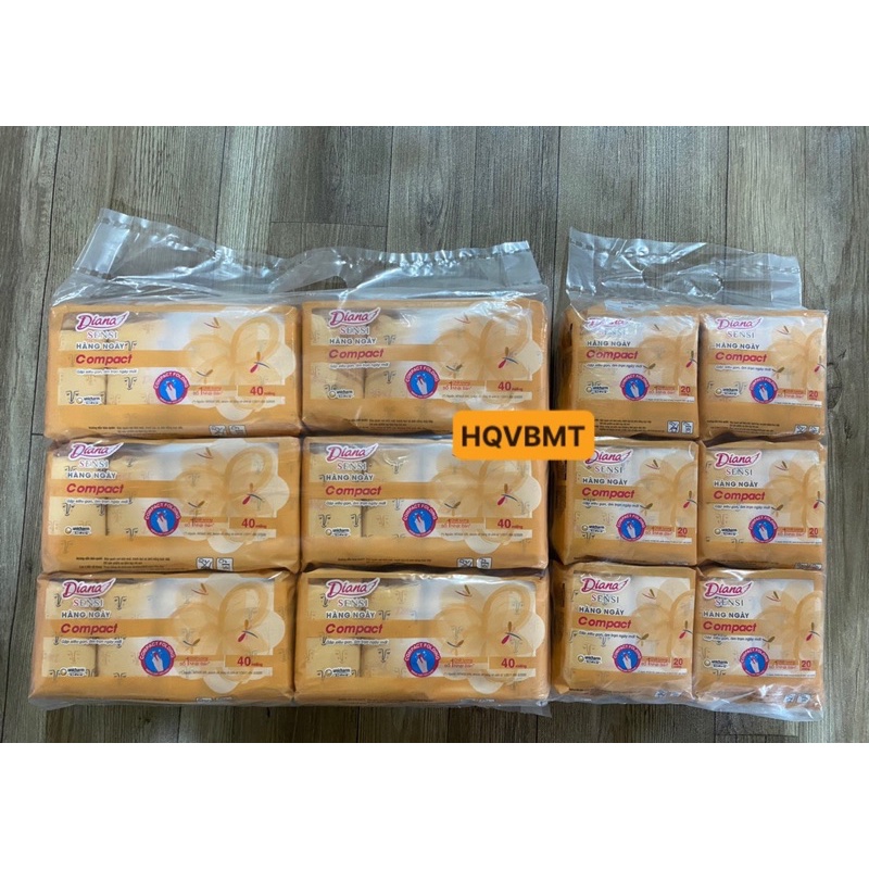 Băng vệ sinh Diana Hàng ngày Sensi Compact gói 40/20 miếng mỏng nhẹ 15.5mm
