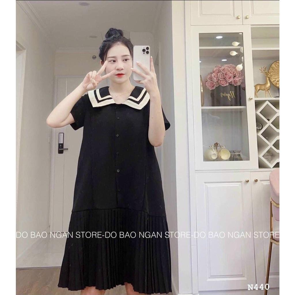 Váy, đầm  đen cổ đức bản to phối ren đuôi cá xếp li