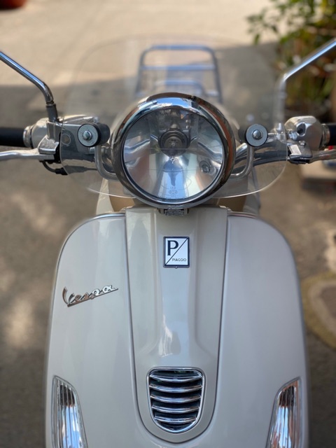 LOGO NHÔM PIAGGIO VESPA