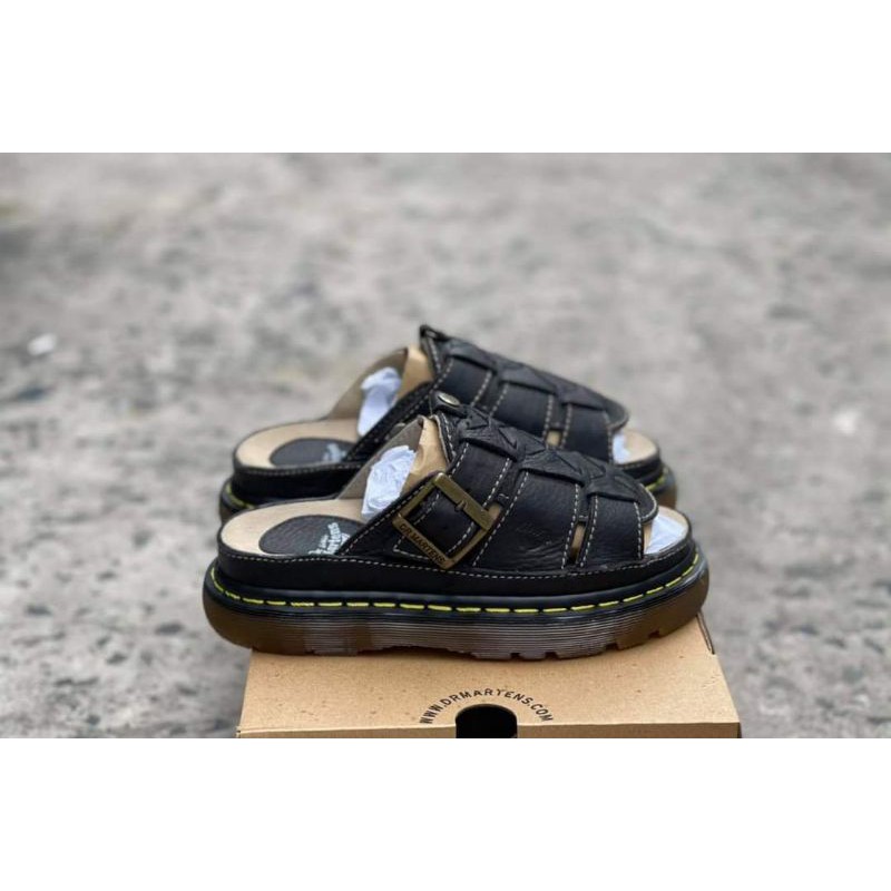 Dép Dr Martens 2014(khuyến mãi đặc biệt mua 1 được 2)