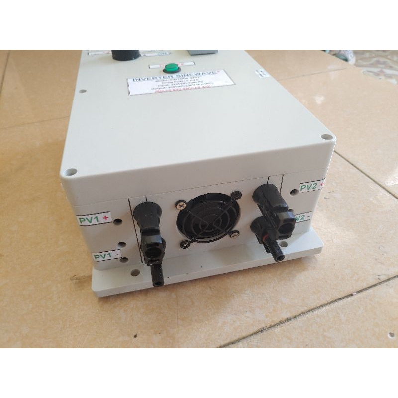 INVERTER CHẠY TRỰC TIẾP TỪ TẤM PIN NLMT CÓ BÙ LƯỚI CS 6KVA