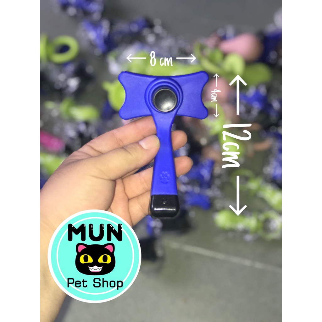 Lược Chải Lông Có Nút Bấm Đẩy Lông (có 2 size)