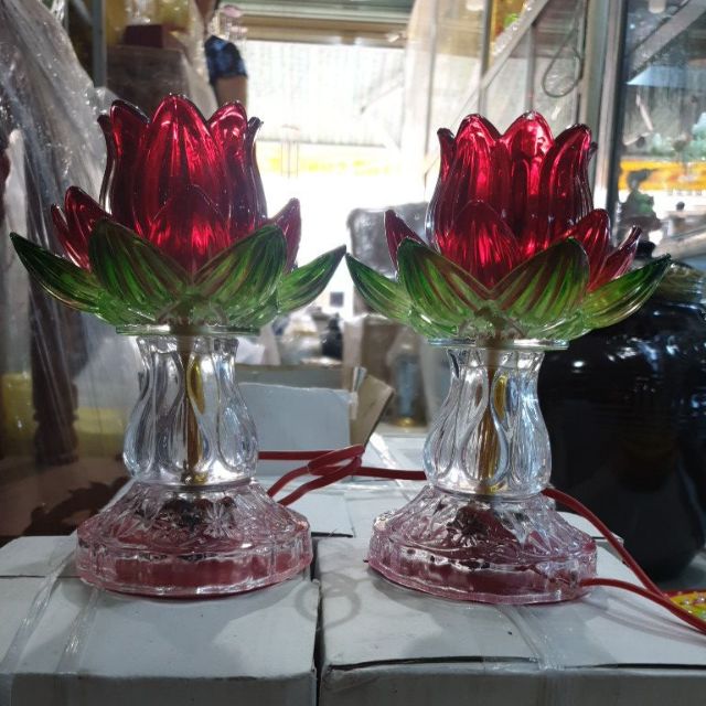 Cặp đèn thờ thủy tinh để bàn thờ quan âm đổi 7 màu