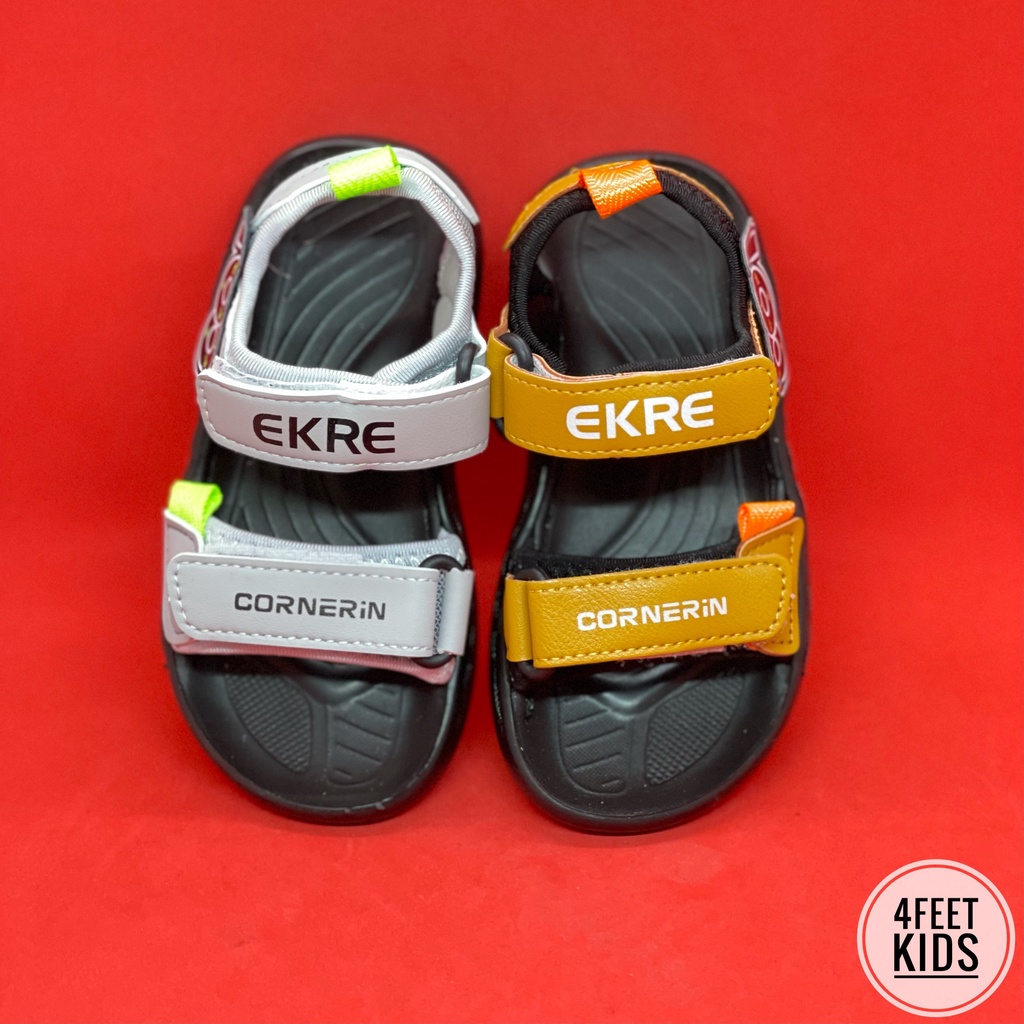 Dép sandal Erike với đế nhẹ mềm chống trơn trượt cho bé trai từ 1 -14 tuổi mẫu quai hậu sẵn sàng cùng các bé đến trường