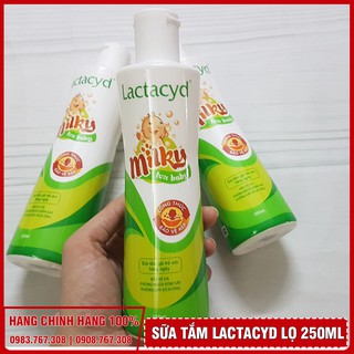 Sữa Tắm Gội Toàn Thân Cho Bé Lactacyd Lọ 250ml