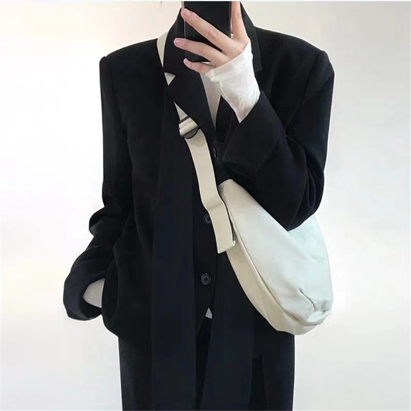 2021 spring and summer new Japanese and Korean canvas messenger bag student chest bag men and women all-match simple sho