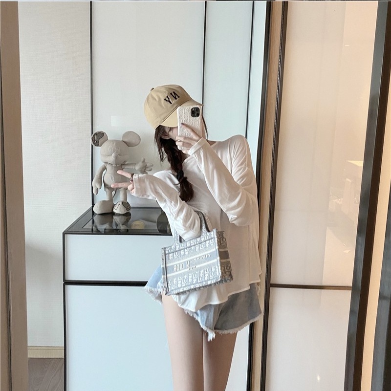 Áo Thun Tay Dài Hở Lưng Phối Dây Chuỗi Ngọc Trai Mỏng Chống Nắng Phong Cách Hàn Quốc Thời Trang Mùa Hè Quyến Rũ Cho Nữ