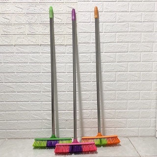 Chổi cước nhựa quét sân bảng cán inox